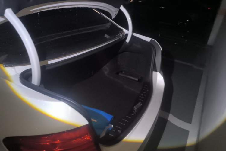 Used BMW 5 Series 2017 525Li Leading Model Trunk