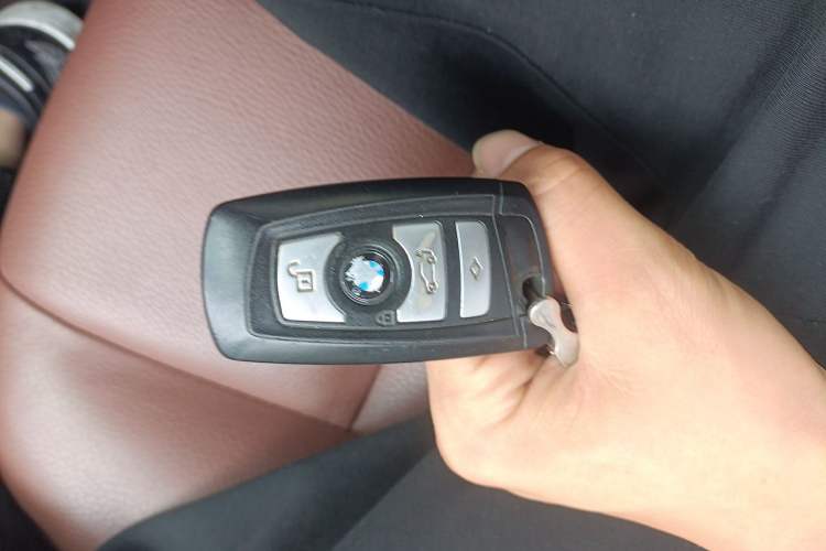 Used BMW 5 Series 2017 525Li Leading Model Vehicle Key