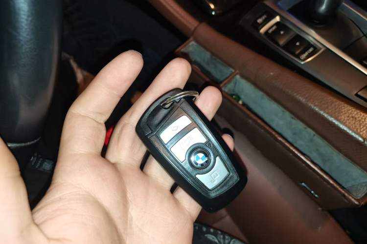 Used BMW 5 Series 2017 528Li Leading Model Vehicle Key