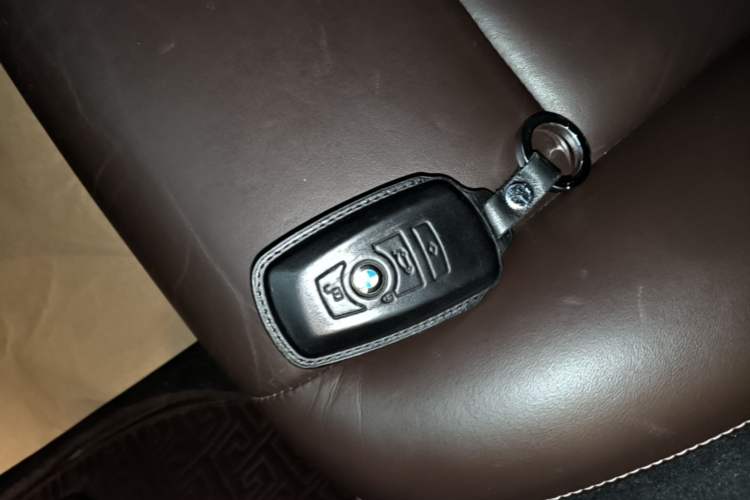 Used BMW 5 Series 2017 525Li Luxury Design Package Vehicle Key