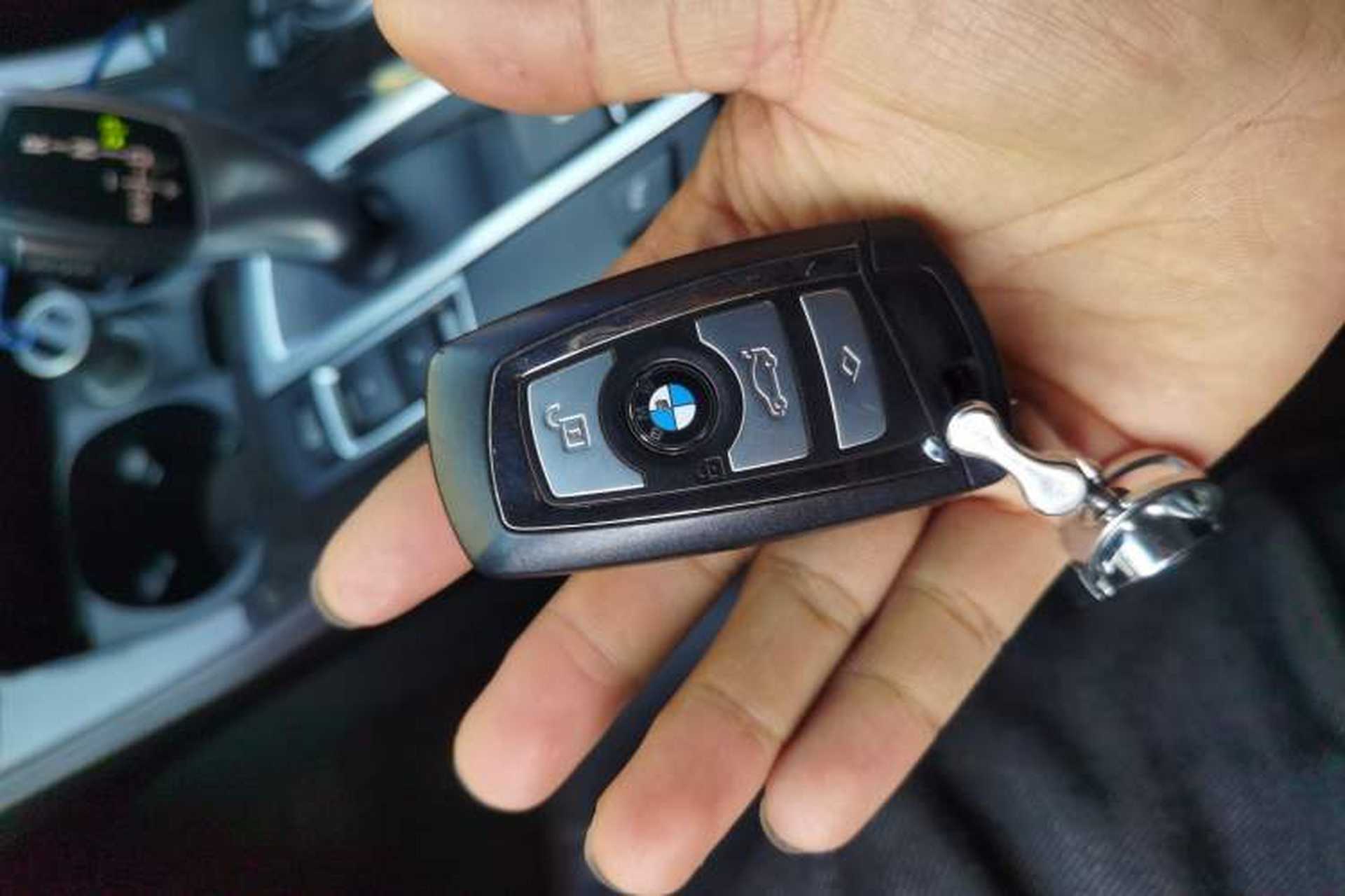 Used BMW 5 Series 2017 525Li Luxury Design Package Vehicle Key