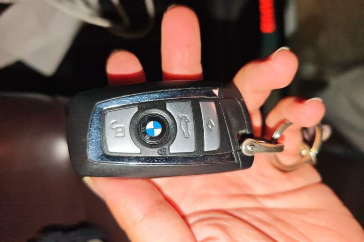 Used BMW 5 Series 2017 525Li Luxury Design Package Vehicle Key