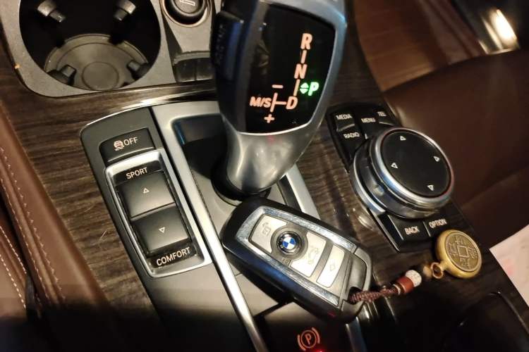 Used BMW 5 Series 2017 525Li Luxury Design Package Vehicle Key