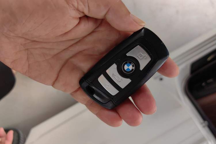 Used BMW 5 Series 2017 525Li Leading Model Vehicle Key