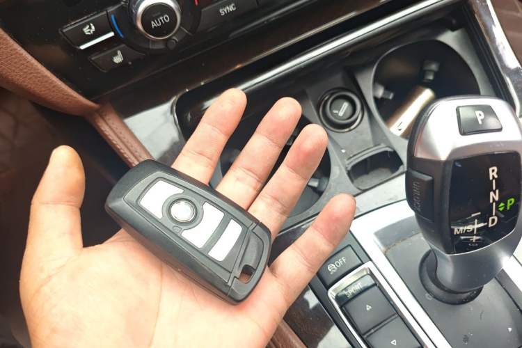 Used BMW 5 Series 2017 528Li Leading Model Vehicle Key