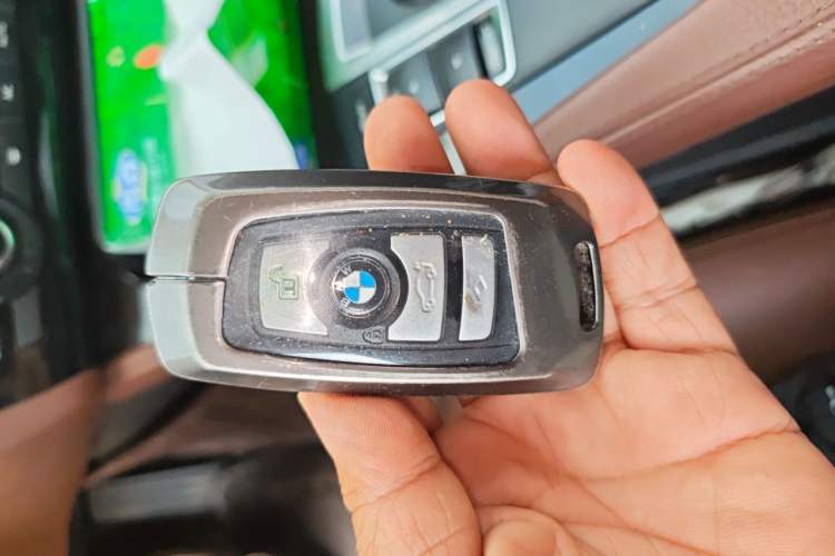 Used BMW 5 Series 2017 525Li Leading Model Vehicle Key