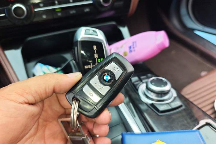 Used BMW 5 Series 2017 525Li Leading Model Vehicle Key