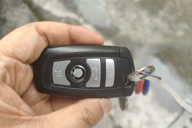 Used BMW 5 Series 2017 525Li Leading Model Vehicle Key