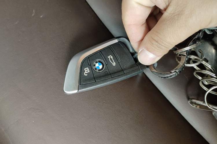 Used BMW 5 Series 2017 525Li Luxury Design Package Vehicle Key