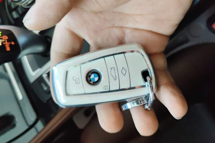 Used BMW 5 Series 2017 520Li Elegant Edition Vehicle Key