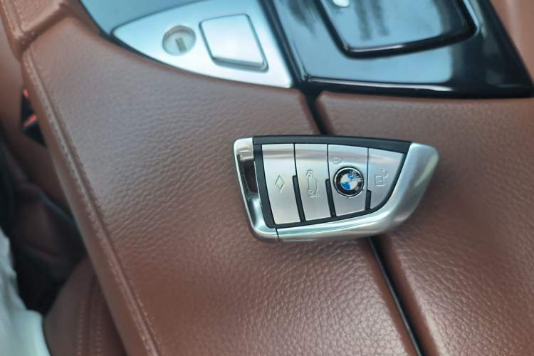 Used BMW 5 Series 2017 520Li Elegant Edition Vehicle Key