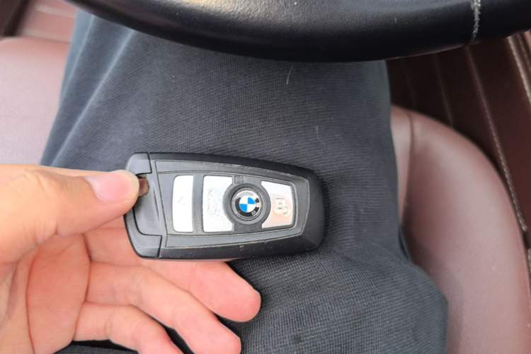 Used BMW 5 Series 2017 520Li Elegant Edition Vehicle Key