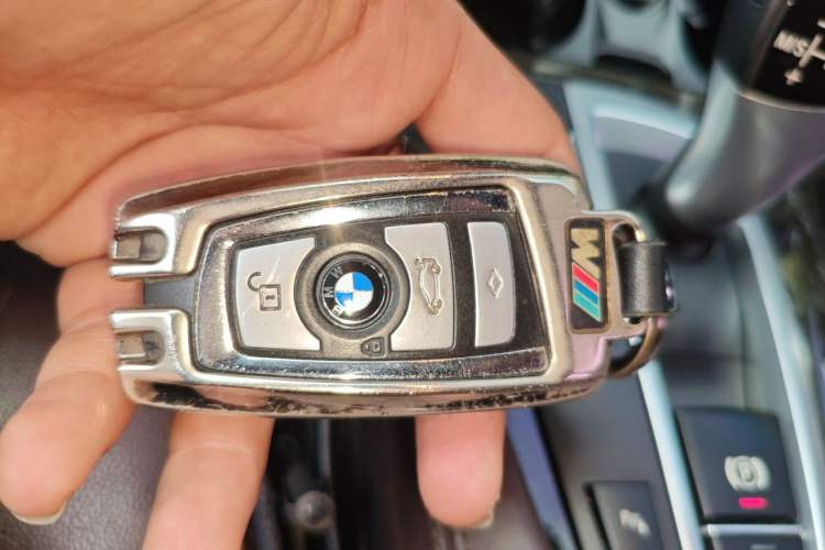 Used BMW 5 Series 2017 525Li Luxury Design Package Vehicle Key
