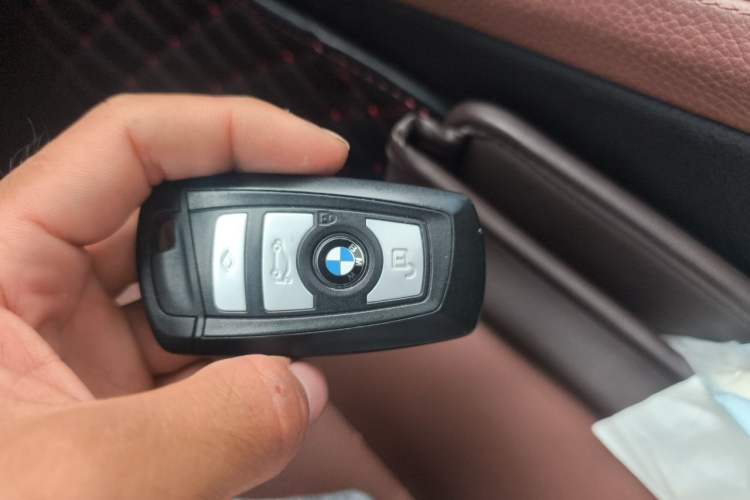 Used BMW 5 Series 2017 525Li Leading Model Vehicle Key