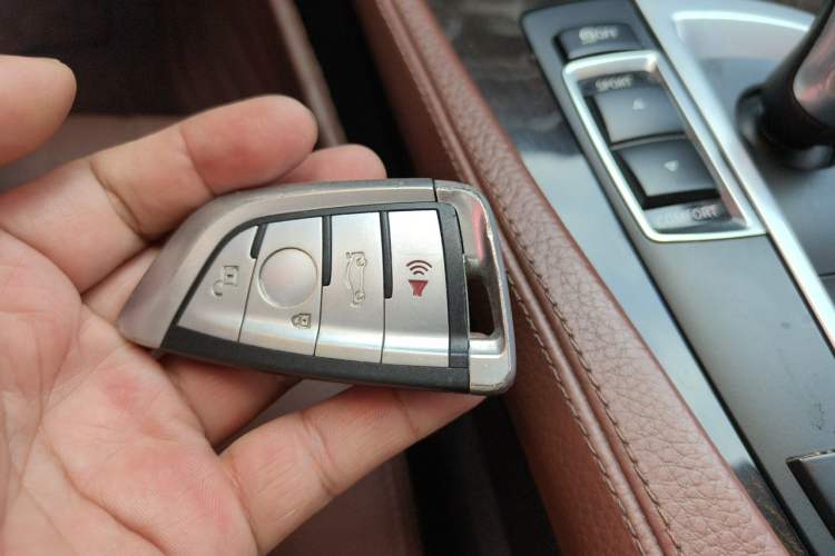Used BMW 5 Series 2017 525Li Leading Model Vehicle Key