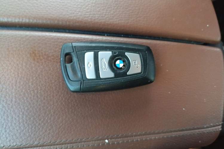 Used BMW 5 Series 2017 528Li Leading Model Vehicle Key
