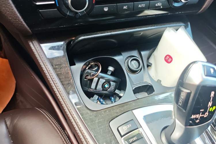 Used BMW 5 Series 2017 525Li Luxury Design Package Vehicle Key