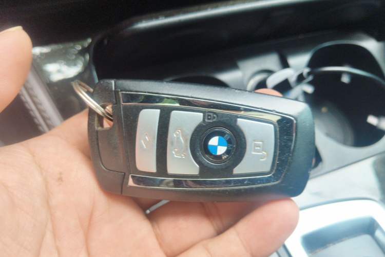 Used BMW 5 Series 2017 525Li Luxury Design Package Vehicle Key