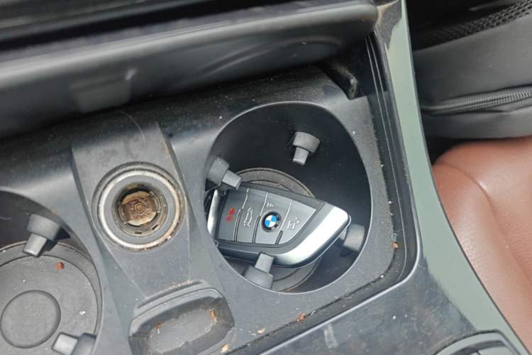 Used BMW 5 Series 2017 520Li Elegant Edition Vehicle Key