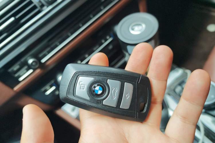 Used BMW 5 Series 2017 528Li Leading Model Vehicle Key