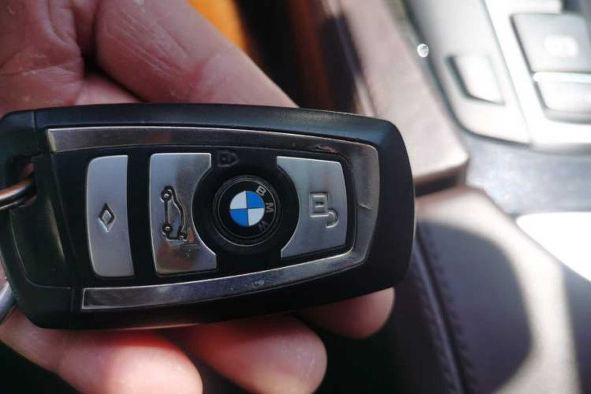 Used BMW 5 Series 2017 525Li Luxury Design Package Vehicle Key