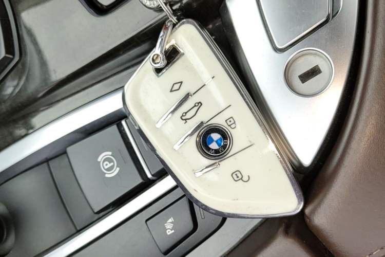 Used BMW 5 Series 2017 525Li Luxury Design Package Vehicle Key