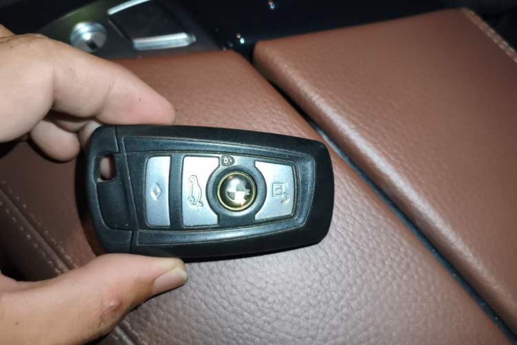 Used BMW 5 Series 2017 520Li Elegant Edition Vehicle Key