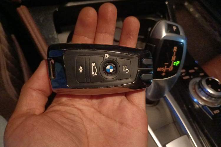 Used BMW 5 Series 2017 520Li Elegant Edition Vehicle Key