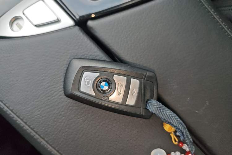 Used BMW 5 Series 2017 520Li Elegant Edition Vehicle Key