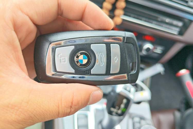 Used BMW 5 Series 2017 525Li Luxury Design Package Vehicle Key