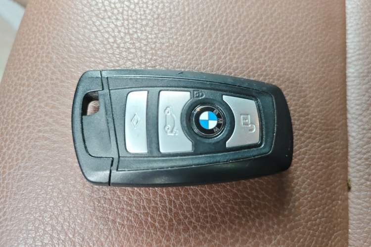Used BMW 5 Series 2017 525Li Leading Model Vehicle Key