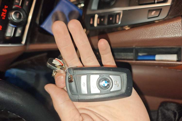 Used BMW 5 Series 2017 528Li Leading Model Vehicle Key