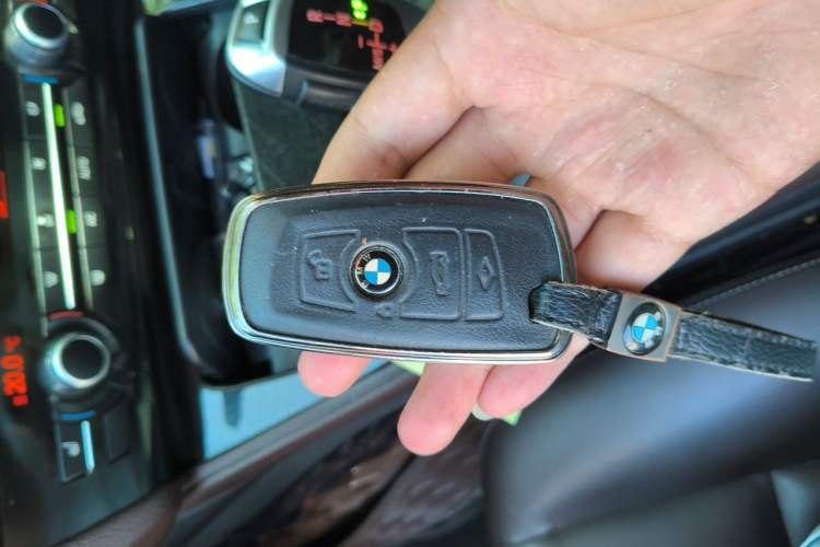 Used BMW 5 Series 2017 525Li Luxury Design Package Vehicle Key