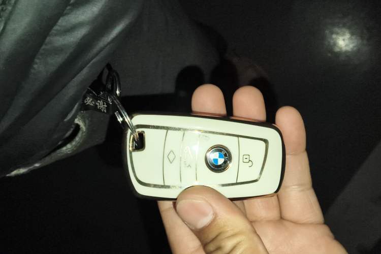 Used BMW 5 Series 2017 525Li Luxury Design Package Vehicle Key