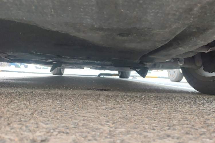 Used BMW 5 Series 2017 528Li xDrive Leading Model Chassis Front