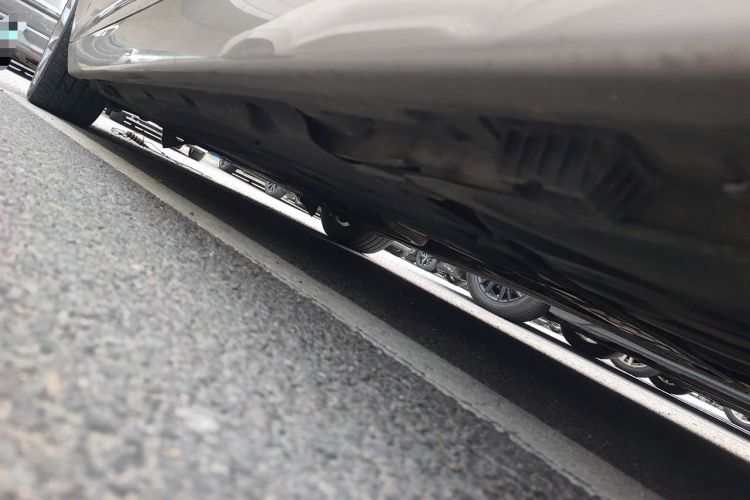 Used BMW 5 Series 2017 528Li xDrive Leading Model Chassis Rear Left