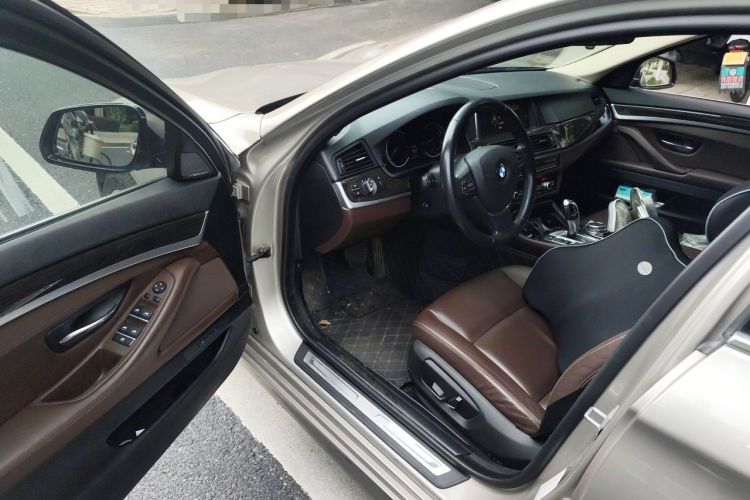 Used BMW 5 Series 2017 525Li Luxury Design Package Driver Seat