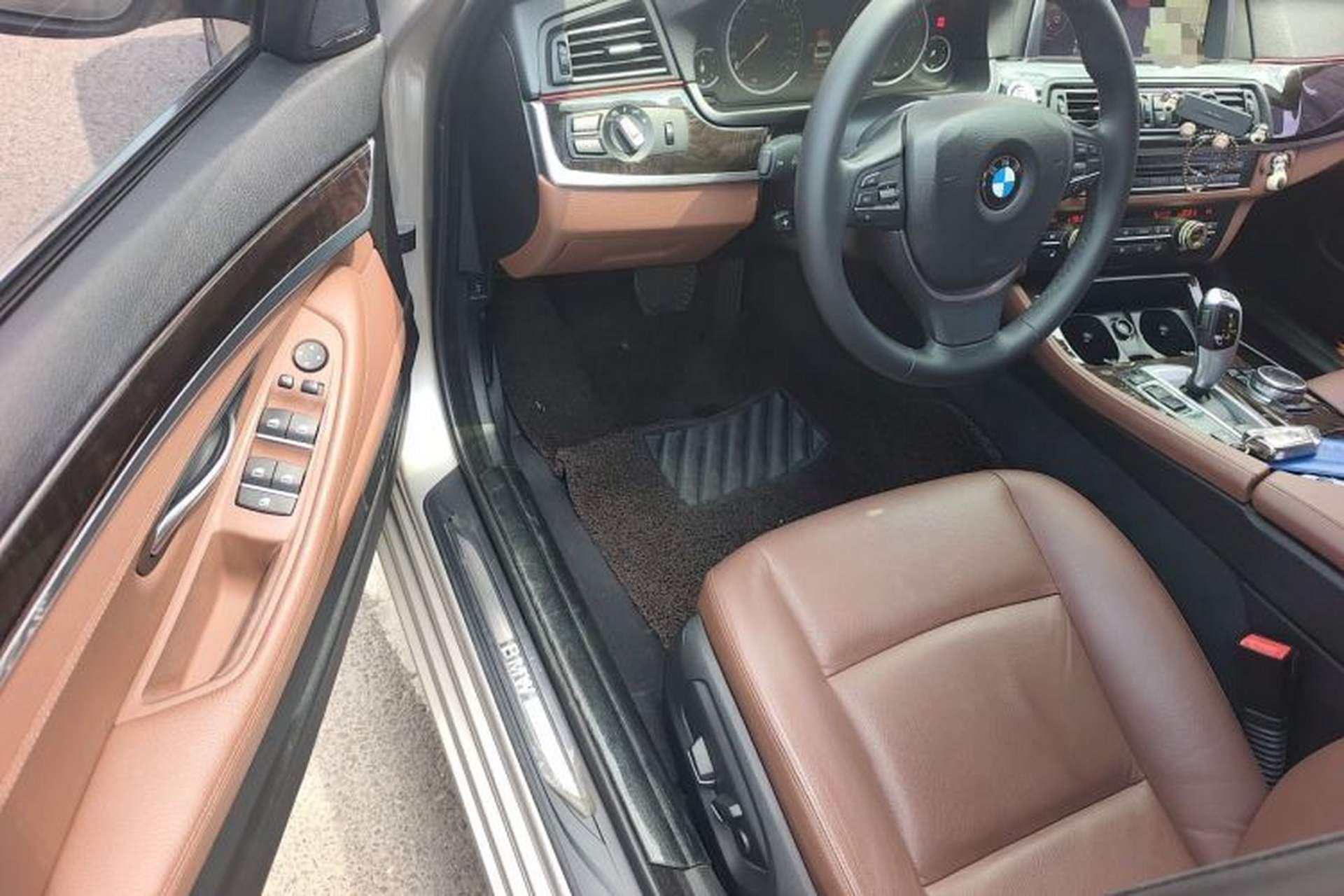 Used BMW 5 Series 2017 528Li xDrive Leading Model Driver Seat