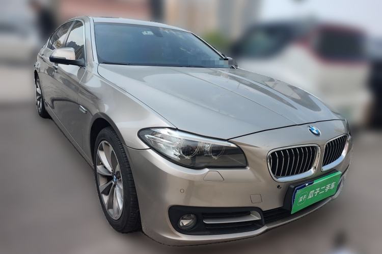 Used BMW 5 Series 2017 528Li xDrive Leading Model Front Right 45 Deg