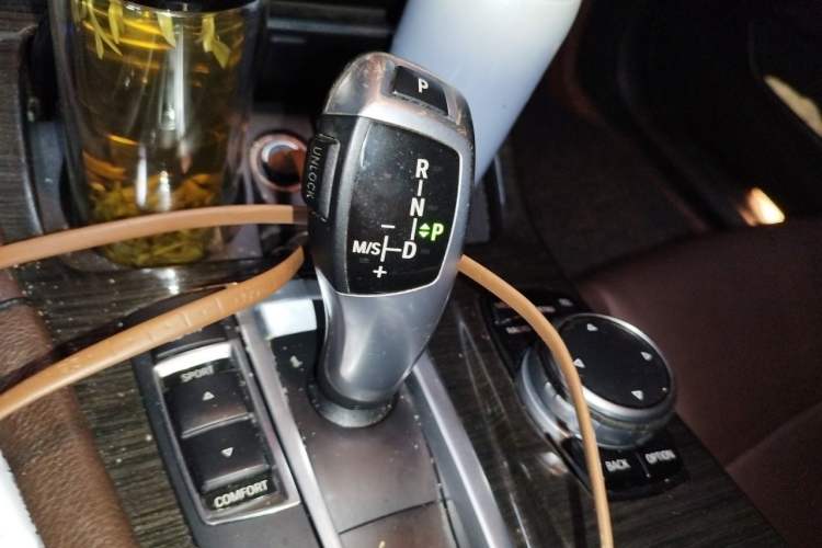 Used BMW 5 Series 2017 525Li Luxury Design Package Gear Lever