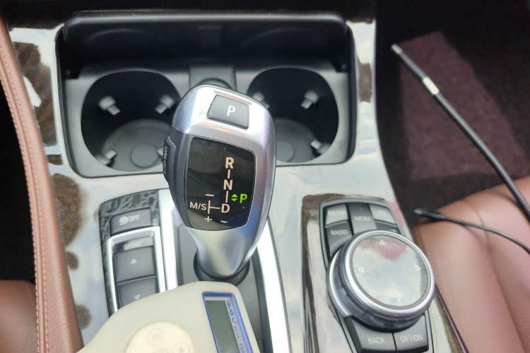 Used BMW 5 Series 2017 528Li xDrive Leading Model Gear Lever