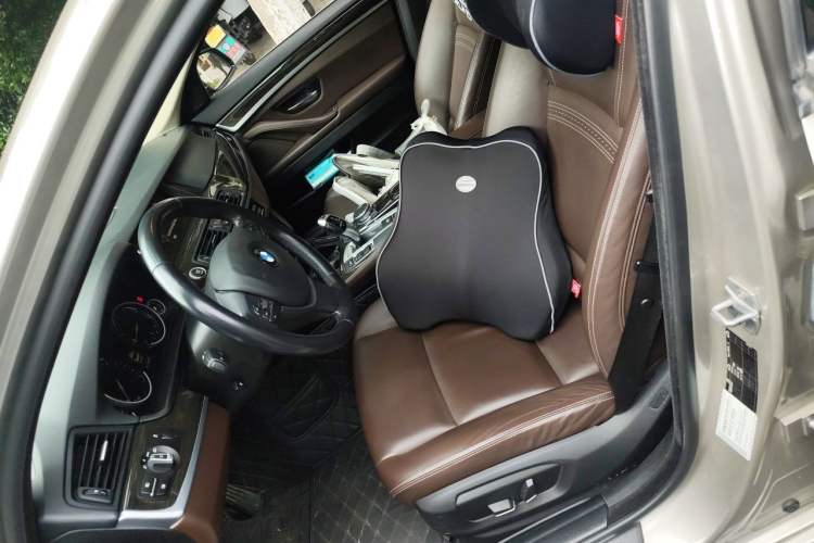 Used BMW 5 Series 2017 525Li Luxury Design Package Left Front Seat