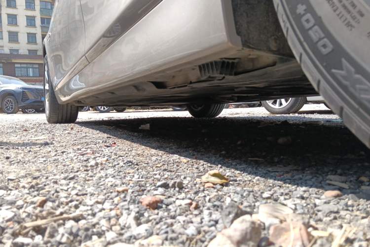 Used BMW 5 Series 2017 520Li Elegant Edition Left Side Sill