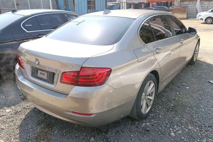 Used BMW 5 Series 2017 520Li Elegant Edition Rear Right 45 Deg