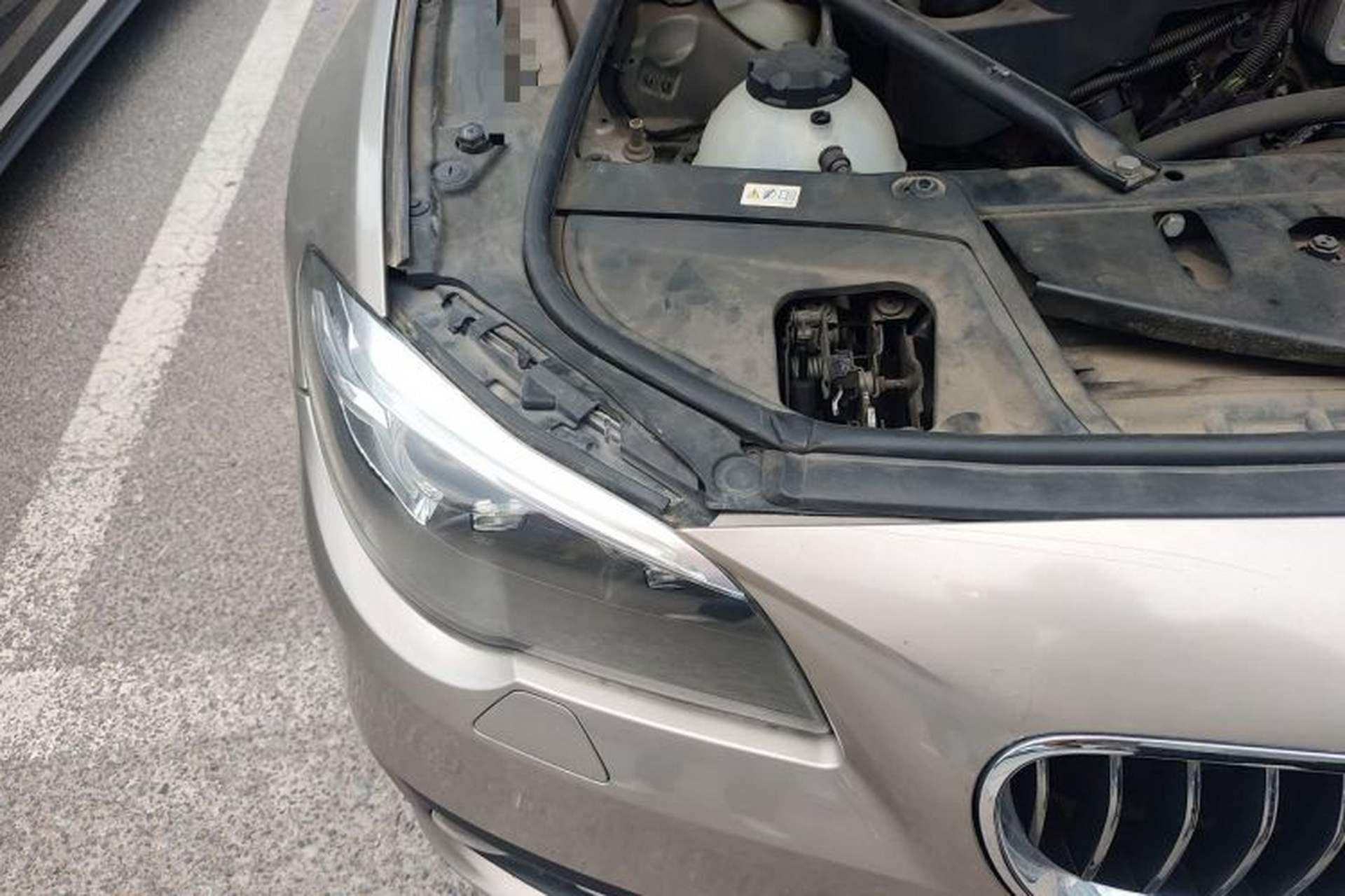 Used BMW 5 Series 2017 528Li xDrive Leading Model Right Front Headlight