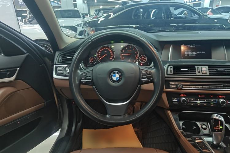 Used BMW 5 Series 2017 520Li Elegant Edition Steering Wheel