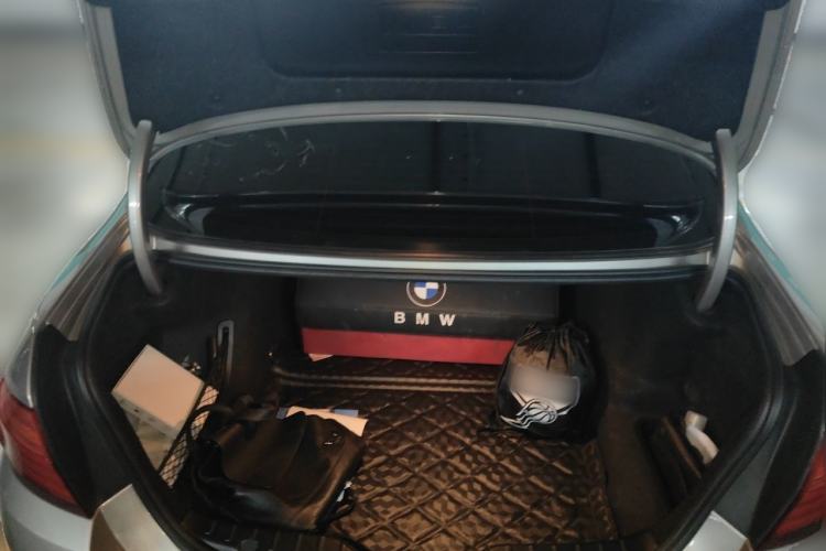Used BMW 5 Series 2017 525Li Leading Model Trunk
