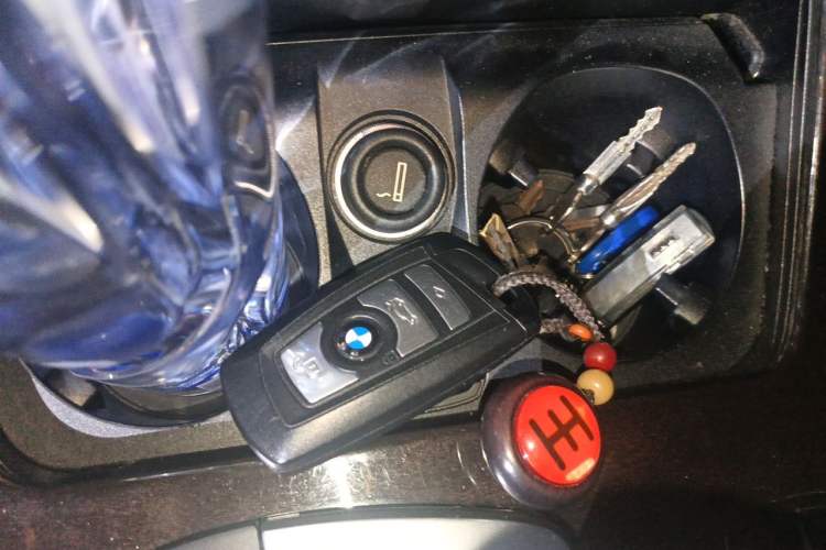 Used BMW 5 Series 2017 525Li Leading Model Vehicle Key