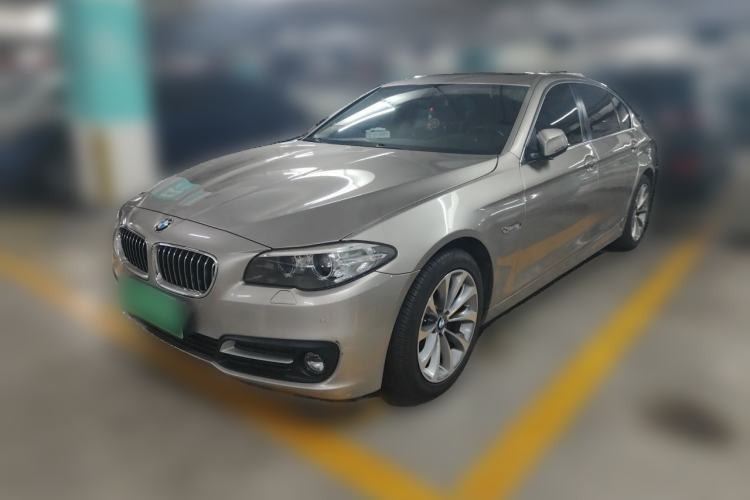Used BMW 5 Series 2017 525Li Leading Model Guazi used car, China used car export, Used car for sale, Used cars, Cheapest cars for sale