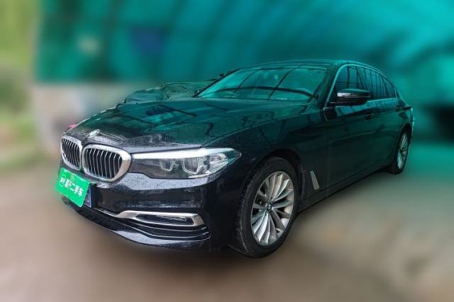 Ojetý BMW 5 Series 2018 525Li Luxury Package
